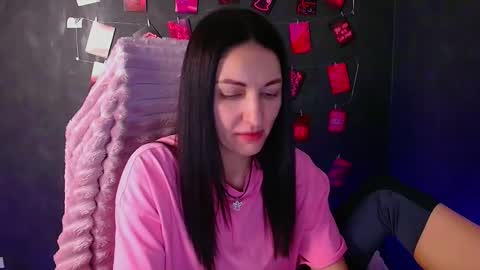 Nora online show from 01/08/26, 01:30