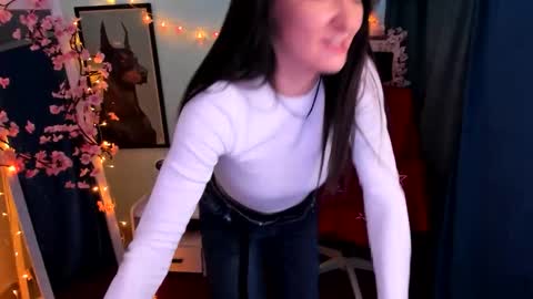 Nora online show from 02/19/26, 12:06