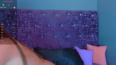 Snapshot of norabigas chatting on 03/06/25, 05:24 Nora online show from 03/06/25, 05:24