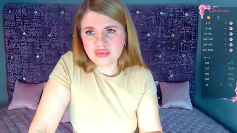 Snapshot of norabigas chatting on 02/09/26, 12:36 Nora online show from 02/09/26, 12:36