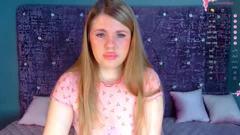 Snapshot of norabigas chatting on 02/19/26, 02:51 Nora online show from 02/19/26, 02:51