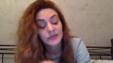 Snapshot of norablues chatting on 02/07/25, 08:42 norablues online show from 02/07/25, 08:42