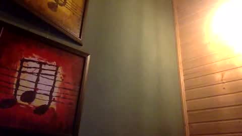 Snapshot of norablues chatting on 09/28/25, 08:03 norablues online show from 09/28/25, 08:03