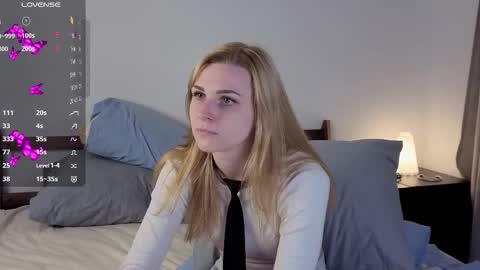 Elina online show from 10/10/25, 11:09