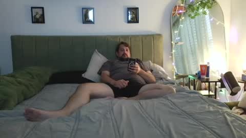 Snapshot of noreaster27 chatting on 07/27/26, 12:06 florida couple online show from 07/27/26, 12:06