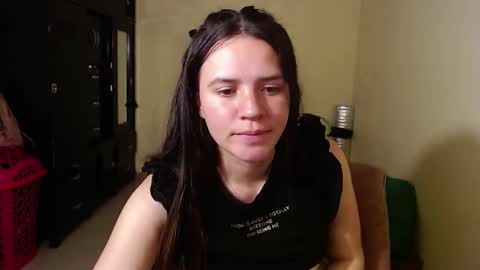 Snapshot of noreen_ chatting on 02/06/25, 08:34 noreen_ online show from 02/06/25, 08:34