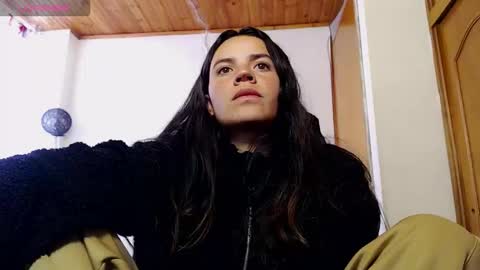 Snapshot of noreen_ chatting on 10/30/25, 08:09 noreen_ online show from 10/30/25, 08:09