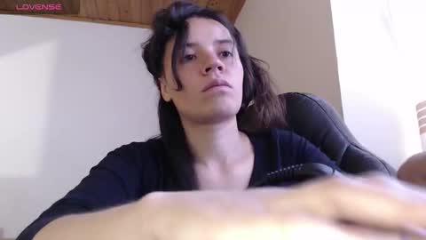 noreen_ online show from 12/01/25, 06:35