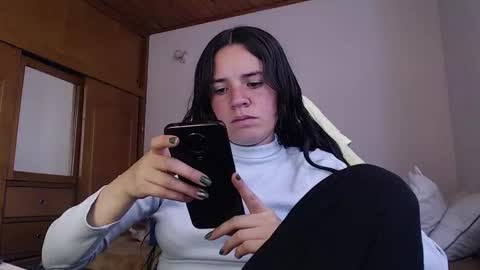 noreen_ online show from 03/10/26, 08:14