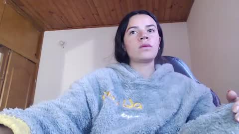 Snapshot of noreen_ chatting on 06/23/26, 03:43 noreen_ online show from 06/23/26, 03:43