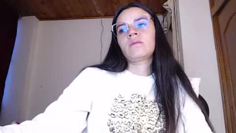Snapshot of noreen_ chatting on 07/27/26, 11:23 noreen_ online show from 07/27/26, 11:23