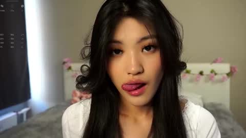 Snapshot of noreenbeckey chatting on 09/12/25, 07:41 Nore online show from 09/12/25, 07:41