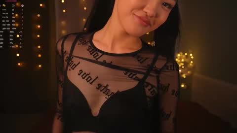 Snapshot of noreenbeckey chatting on 12/05/25, 07:50 Nore online show from 12/05/25, 07:50