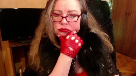 Snapshot of norma_gin chatting on 12/24/24, 08:05 miss Tress online show from 12/24/24, 08:05