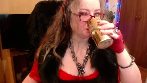 Snapshot of norma_gin chatting on 01/11/25, 09:25 miss Tress online show from 01/11/25, 09:25