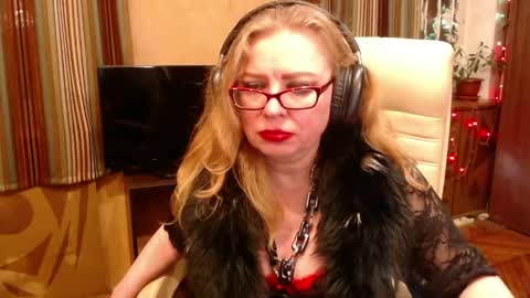 Snapshot of norma_gin chatting on 06/02/26, 11:40 miss Tress online show from 06/02/26, 11:40