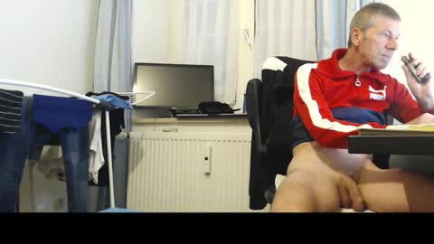 Normuc online show from 10/03/25, 11:51