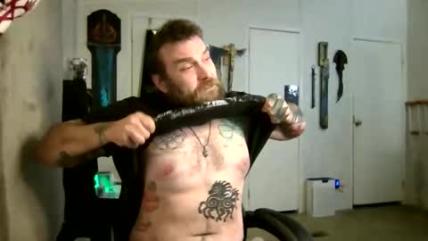 norsirish online show from 11/22/25, 01:43