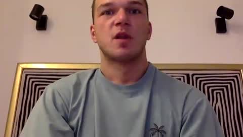 Snapshot of north_justin chatting on 11/30/25, 04:33 Justin online show from 11/30/25, 04:33