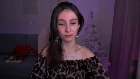 Snapshot of north_valkyrie chatting on 01/21/25, 01:18 Hazel online show from 01/21/25, 01:18