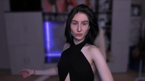 Hazel online show from 02/19/26, 02:13