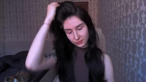 Hazel online show from 03/22/26, 08:29