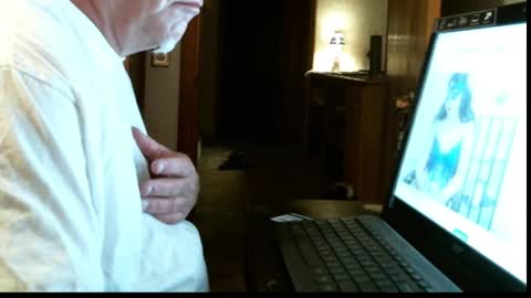 Snapshot of northcountryguy762 chatting on 09/21/25, 02:57 northcountryguy762 online show from 09/21/25, 02:57