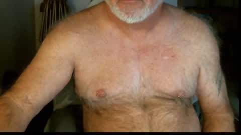 Snapshot of northcountryguy762 chatting on 11/08/25, 01:55 northcountryguy762 online show from 11/08/25, 01:55