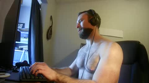 Snapshot of nosedfc chatting on 12/14/25, 05:29 nosedfc online show from 12/14/25, 05:29