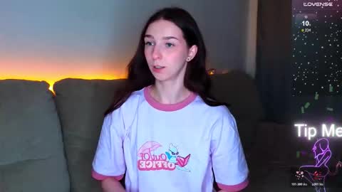 Hello My name is Helene NTMU  Finger up if u like what u see online show from 01/18/26, 01:59