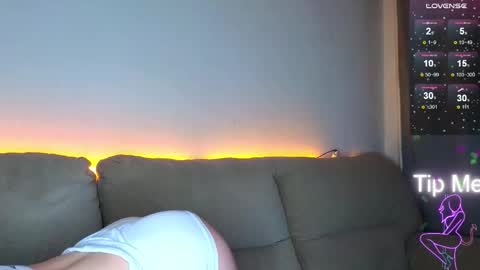 Hello My name is Helene NTMU  Finger up if u like what u see online show from 03/02/26, 02:24