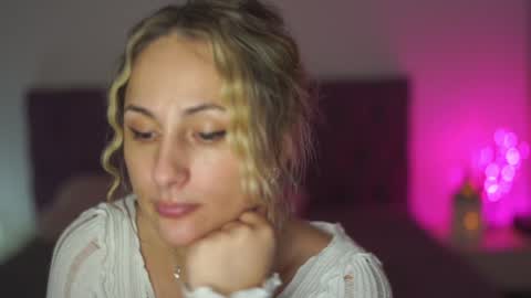 Tina online show from 01/02/25, 02:54