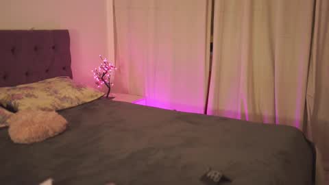 Tina online show from 03/11/25, 06:30