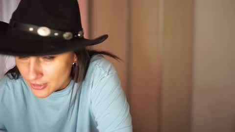 Tina online show from 02/25/26, 10:03