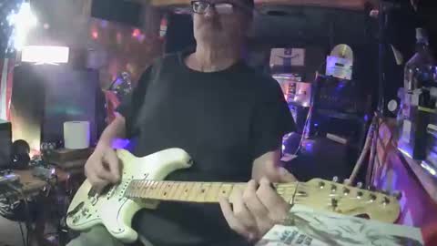 notflamingfart online show from 10/16/25, 06:58