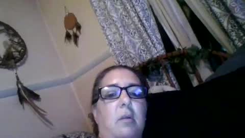 Snapshot of nothingbutthongs chatting on 10/24/25, 02:52 nothingbutthongs online show from 10/24/25, 02:52