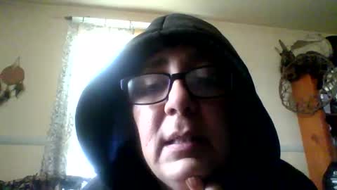 Snapshot of nothingbutthongs chatting on 11/19/25, 02:50 nothingbutthongs online show from 11/19/25, 02:50