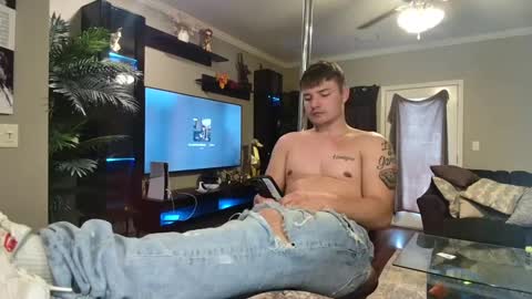 Riley online show from 09/08/25, 08:52