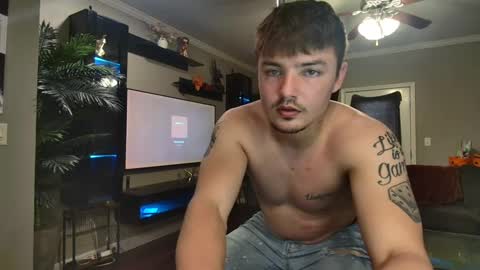 Riley online show from 10/04/25, 01:20