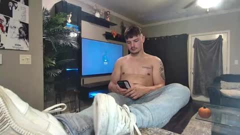 Riley online show from 10/19/25, 01:28