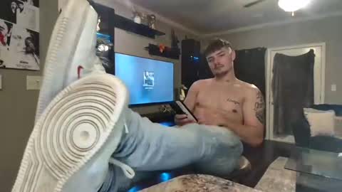 Riley online show from 10/21/25, 03:18