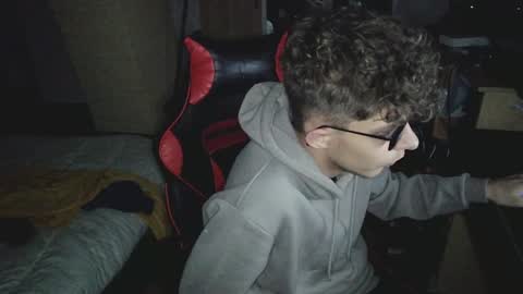 Snapshot of notspace_721128 chatting on 12/10/24, 05:33 NotSpace online show from 12/10/24, 05:33