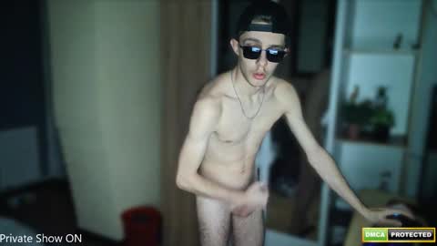 Snapshot of notspace_721128 chatting on 09/18/25, 01:46 NotSpace online show from 09/18/25, 01:46