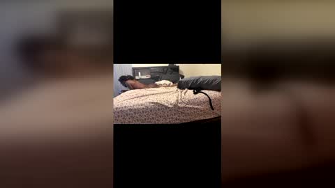 noturaveragemilf online show from 12/02/25, 10:53