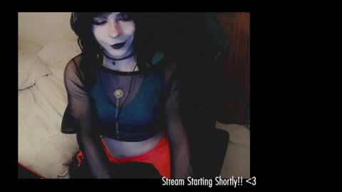 Snapshot of notyourfemboi chatting on 01/02/25, 06:18 Lucy online show from 01/02/25, 06:18