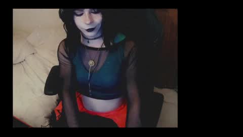 Snapshot of notyourfemboi chatting on 01/02/25, 09:22 Lucy online show from 01/02/25, 09:22