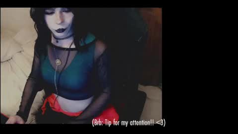 Snapshot of notyourfemboi chatting on 01/09/25, 05:34 Lucy online show from 01/09/25, 05:34