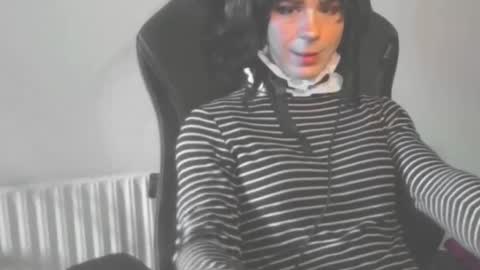 Snapshot of notyourfemboi chatting on 03/01/25, 12:23 Lucy online show from 03/01/25, 12:23