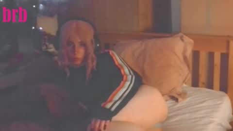 Snapshot of notyourfemboi chatting on 10/16/25, 01:06 Lucy online show from 10/16/25, 01:06