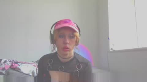 Lucy online show from 04/17/26, 12:41